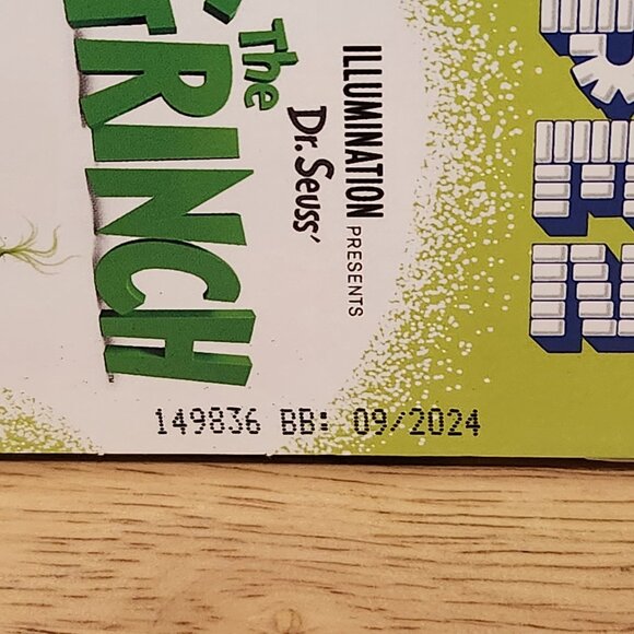 Pez Dr. Seuss The Grinch & Cindy Lou Dispensers Illumination 2019 Collectible - Picture 5 of 5